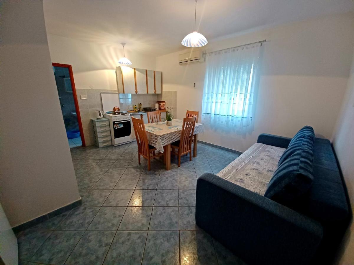 Apartment Prskalo - Vodice Bagian luar foto